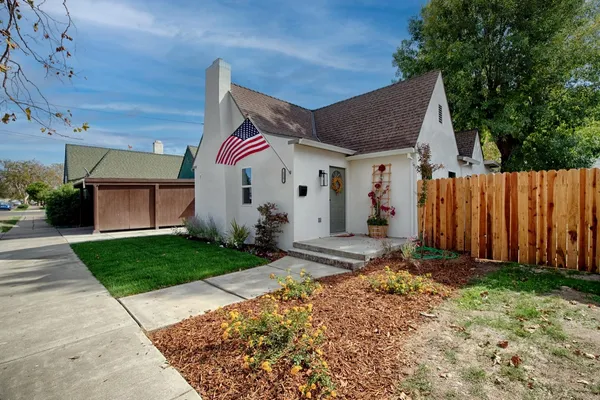 $315,000 | 810 13th Street, Marysville, CA 95901