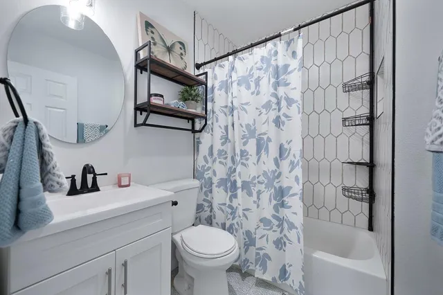 $395,000 | 810 13th Street, Marysville, CA 95901