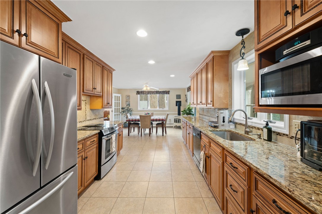 55 Gentry Way Scituate, RI 02857 - Photo 25 of 50