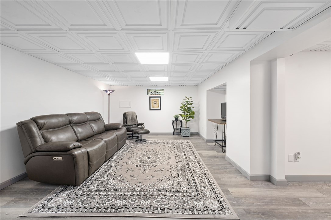 55 Gentry Way Scituate, RI 02857 - Photo 46 of 50 family room