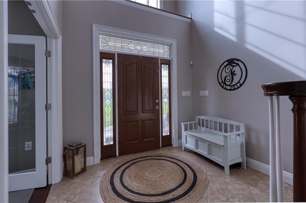 230 Beacom Drive Beaver, PA 15009 - Photo 4 of 25 a living room with furniture and a window