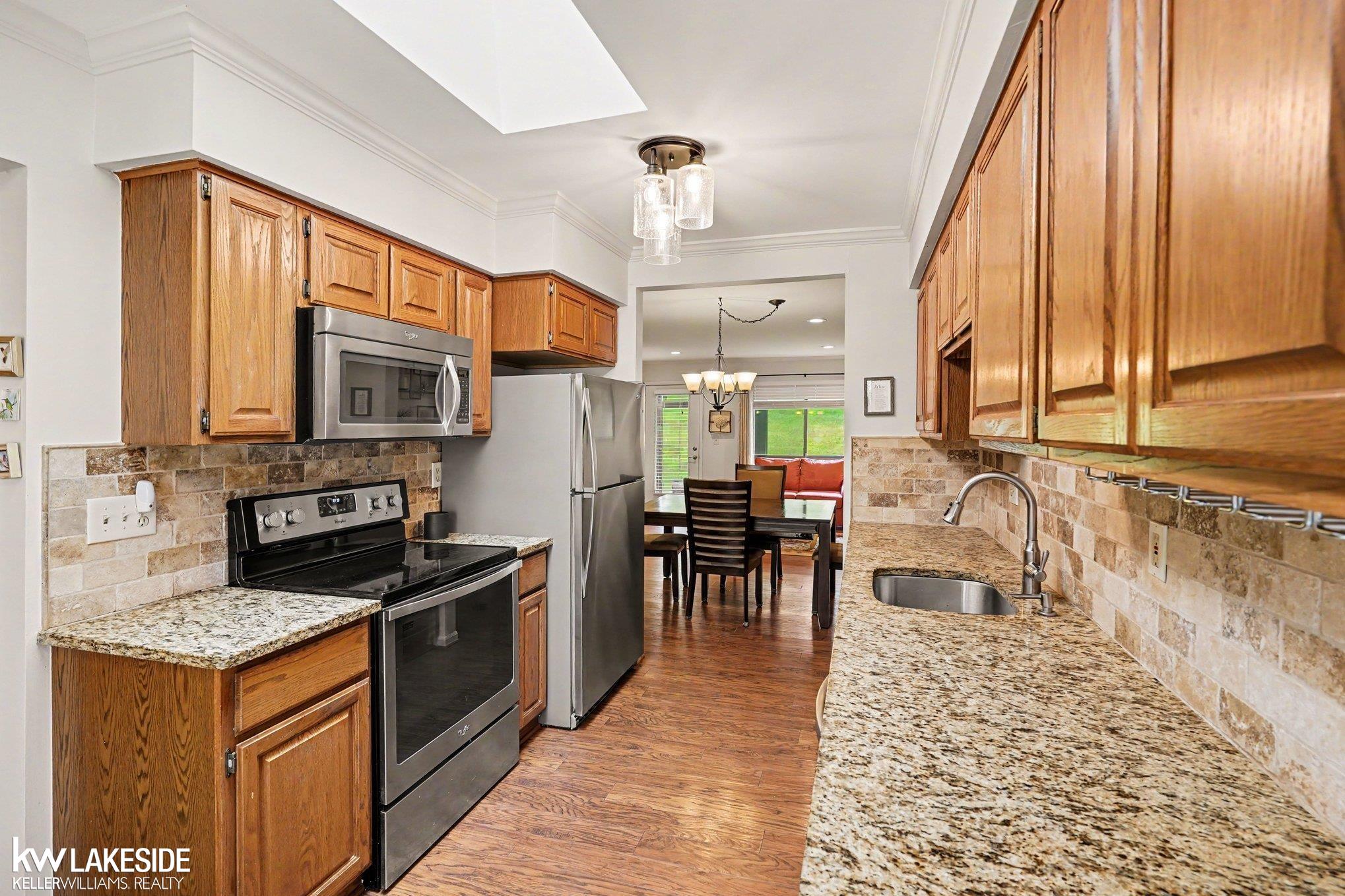 983 Wexford Way Rochester Hills, MI 48307 - Photo 11 of 27
