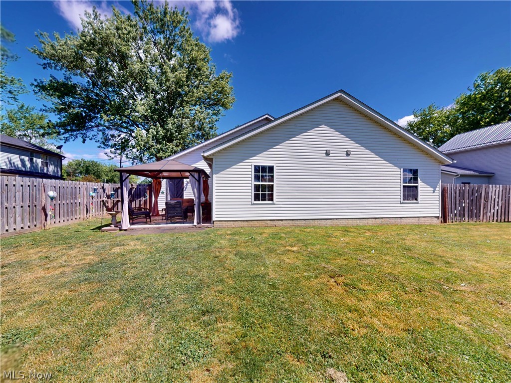 9552 Cloverleaf Road Windham, OH 44288 - Photo 23 of 29