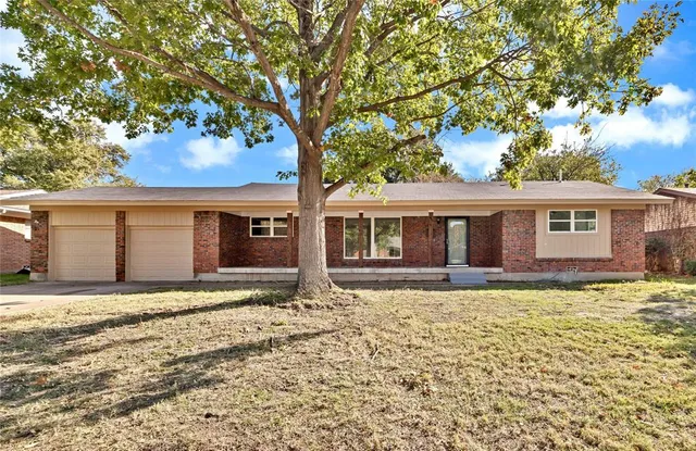 $349,000 | 4724 Mackey Drive, North Richland Hills, TX 76180