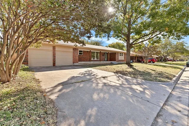 $349,000 | 4724 Mackey Drive, North Richland Hills, TX 76180