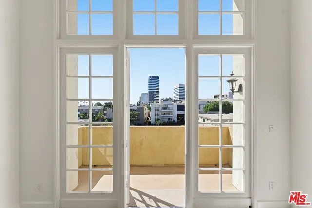 $4,500 | 1225 Armacost Avenue, Unit 304, Los Angeles, CA 90025