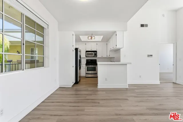 $4,500 | 1225 Armacost Avenue, Unit 304, Los Angeles, CA 90025