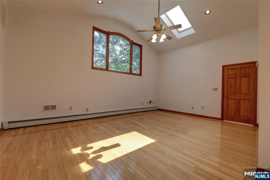 34 Knoll Road Wayne, NJ 07470 - Photo 34 of 50