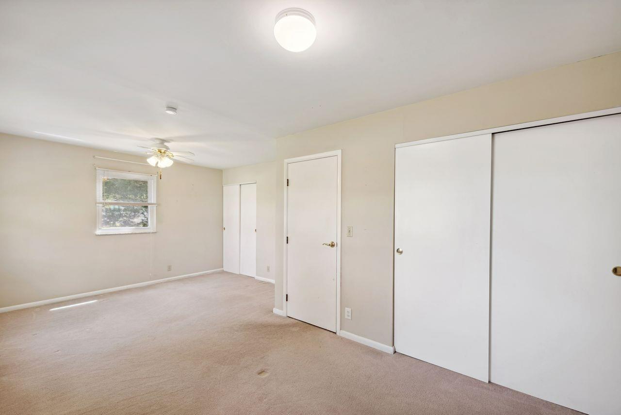 809 Locust Corner Road Cincinnati, OH 45245 - Photo 12 of 37 Gallery Image 12