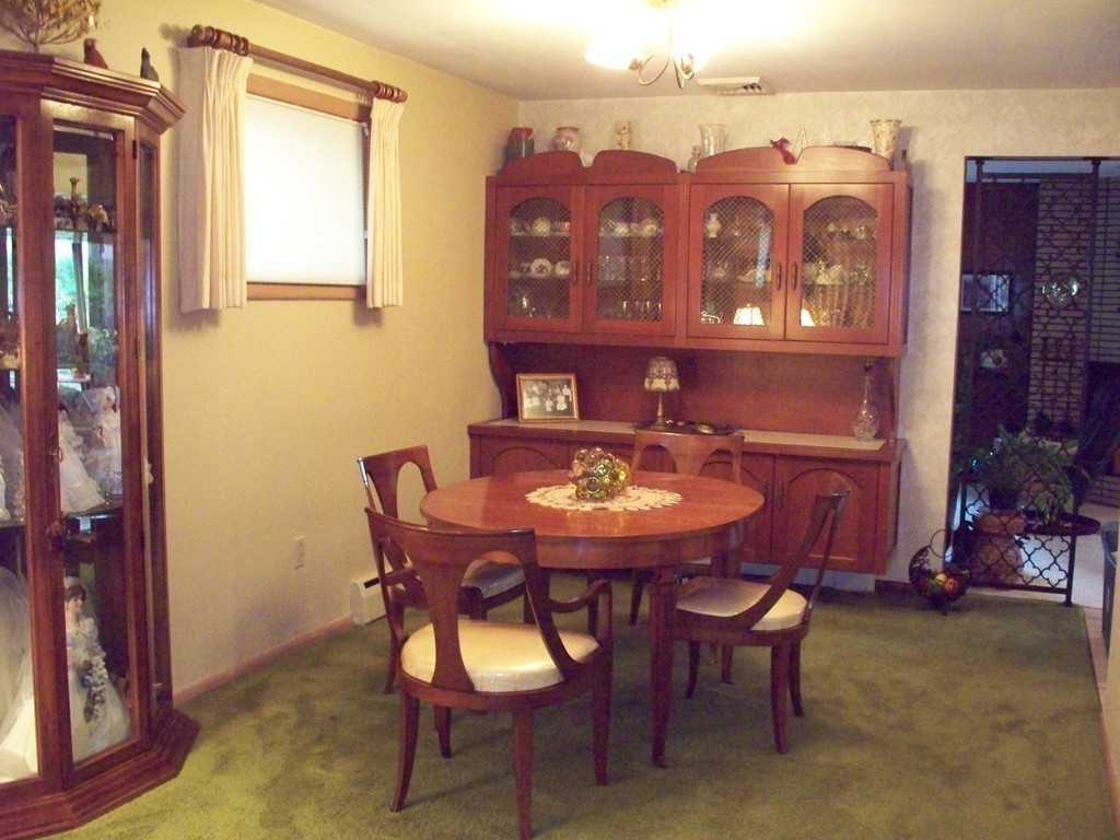 30 Crowningshield Road Worcester, MA 01604 - Photo 20 of 23 Gallery Image 20
