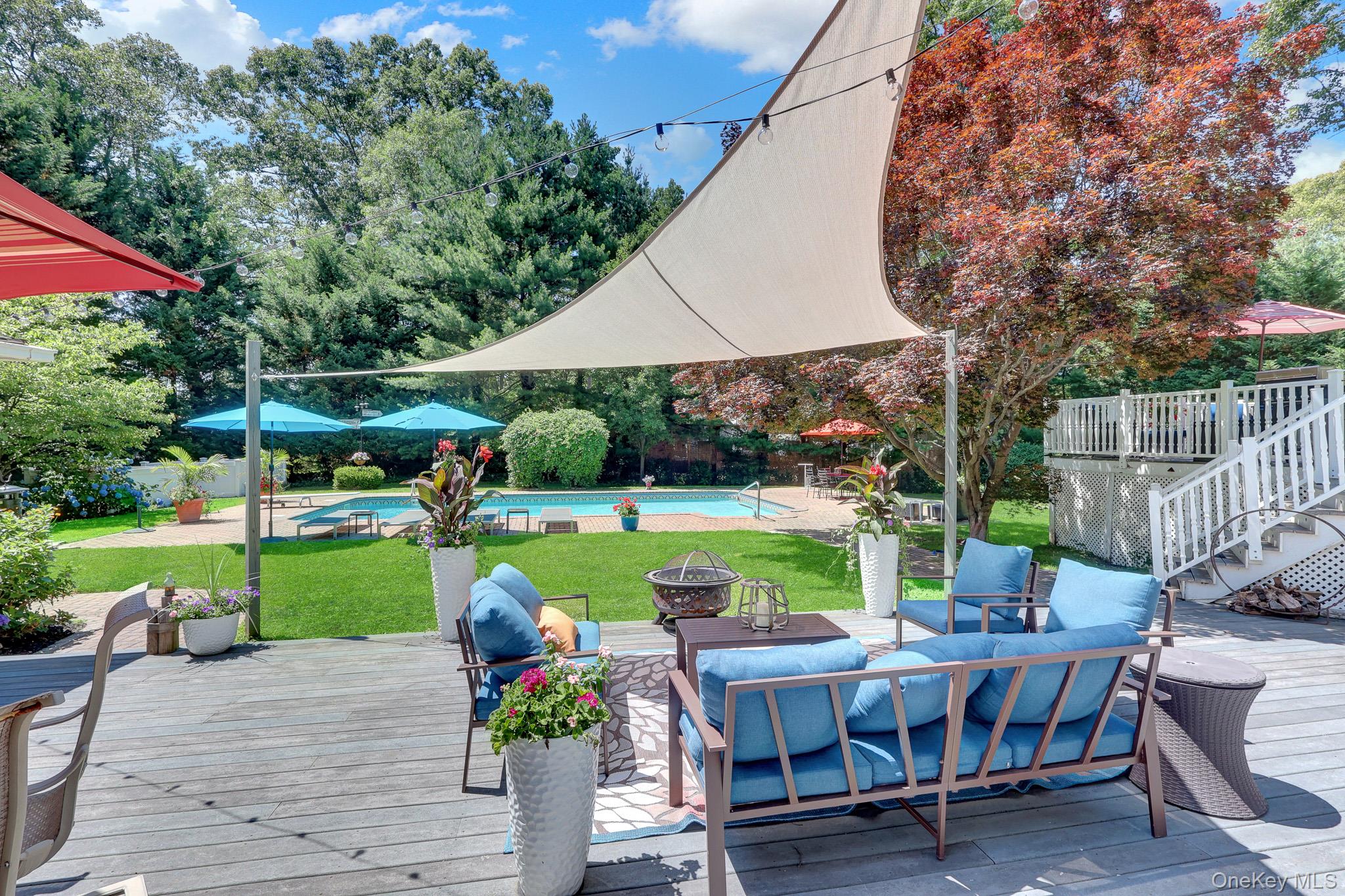 121 Old Field Road Huntington, NY 11743 - Photo 36 of 38 Trex deck