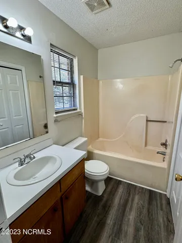 $750 | 3309 Landmark Street, Greenville, NC 27834