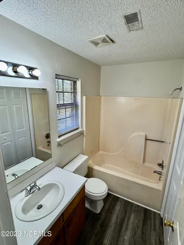 $750 | 3309 Landmark Street, Greenville, NC 27834