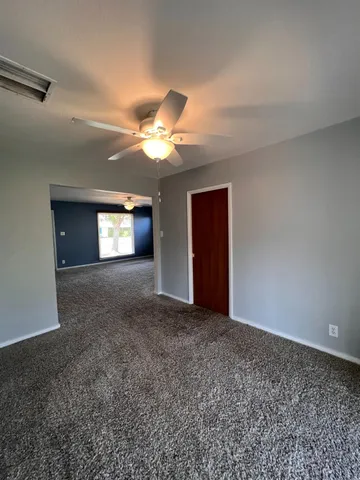 a view of empty room with window