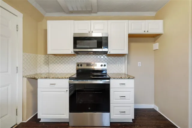 $179,900 | 3826 Willow Street, Corpus Christi, TX 78411