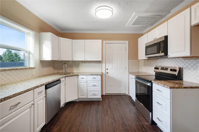 $179,900 | 3826 Willow Street, Corpus Christi, TX 78411