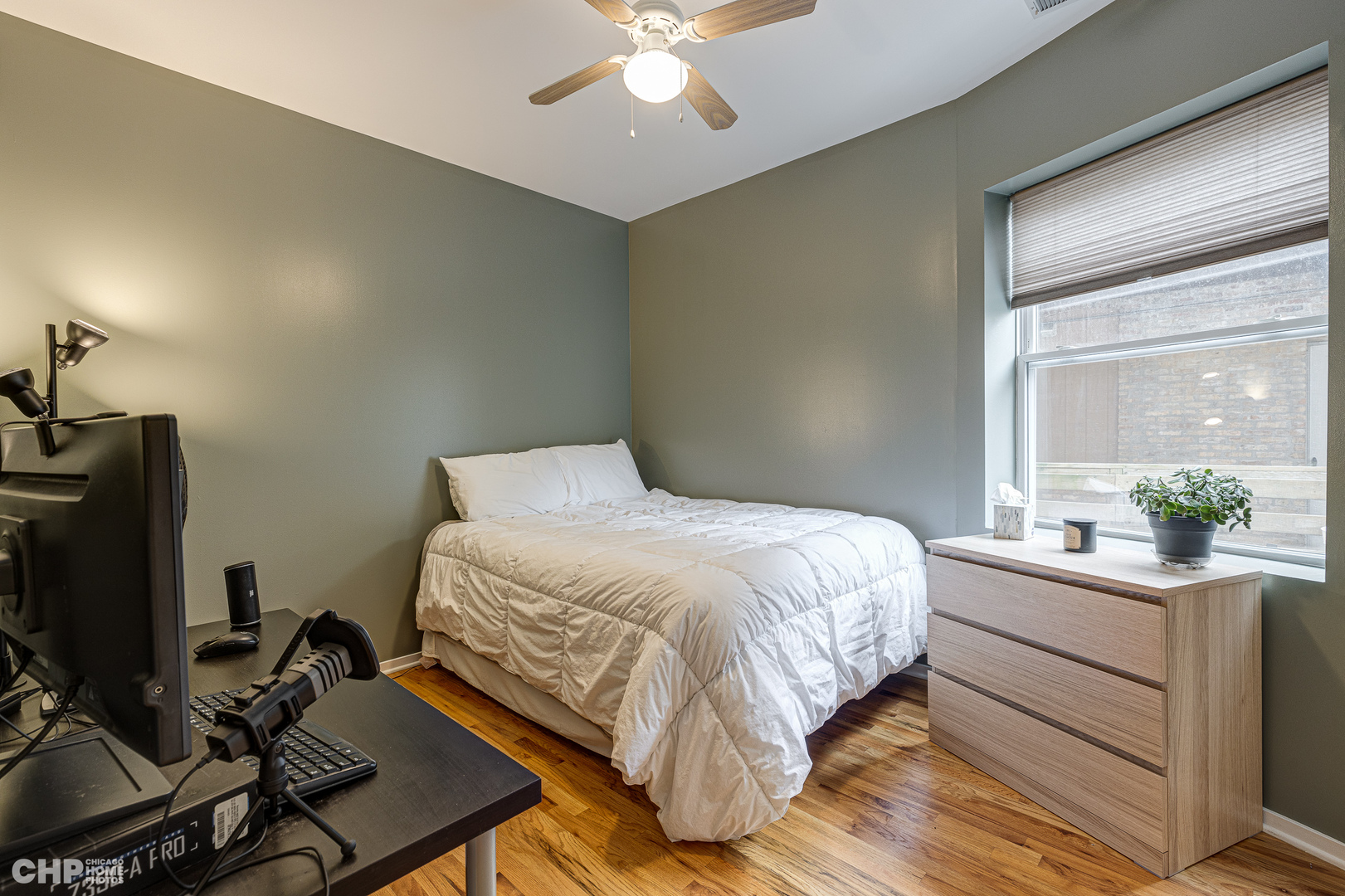 3124 West Cullom Avenue, Unit 2 Chicago, IL 60618 - Photo 13 of 16