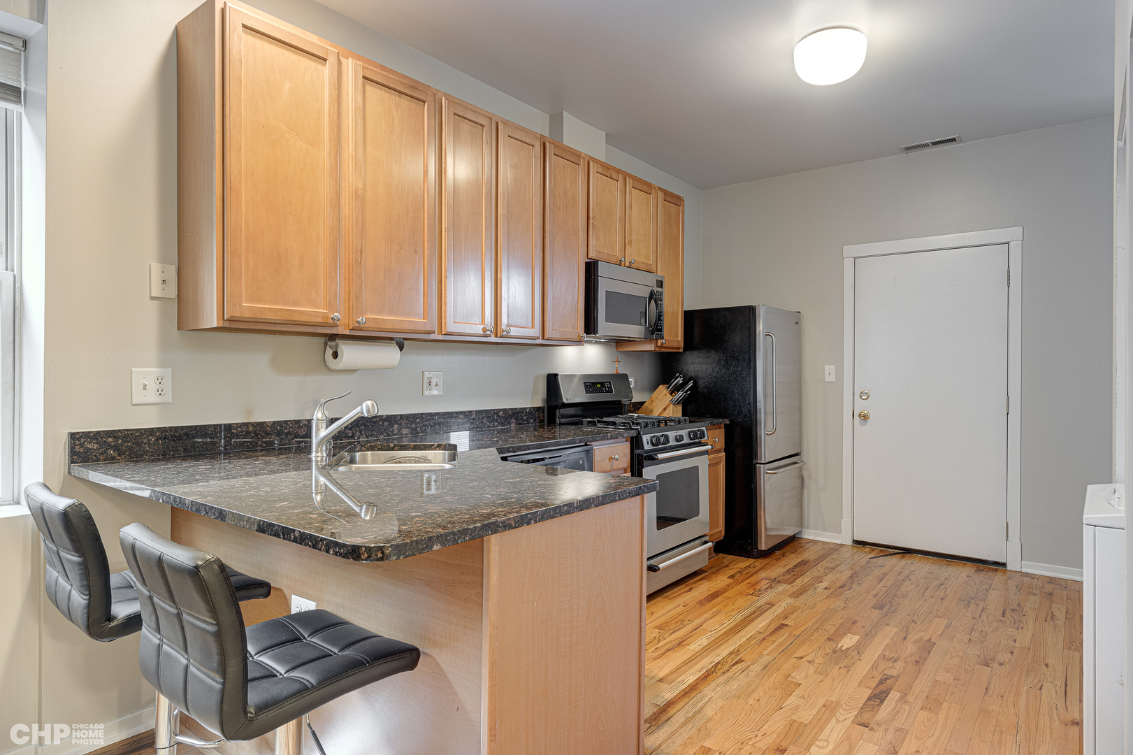 3124 West Cullom Avenue, Unit 2 Chicago, IL 60618 - Photo 6 of 16