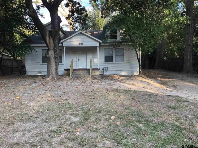 $179,900 | 2106 Magnolia Drive, Tyler, TX 75701