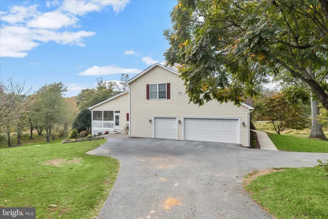 $1,250,000 | 5722 Banjo Drive, Eldersburg, MD 21784