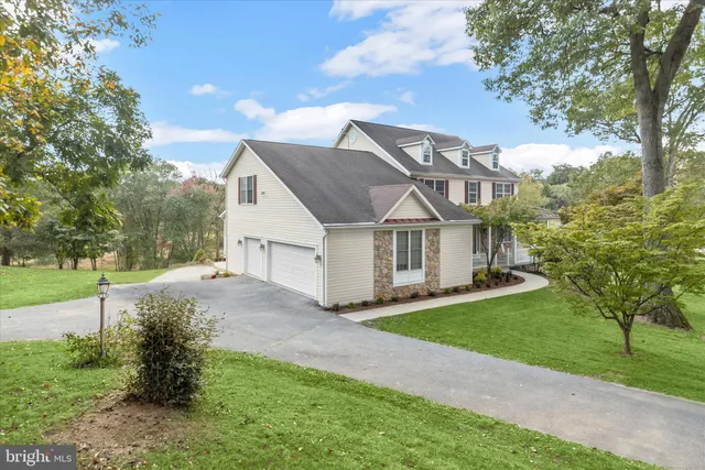 $1,250,000 | 5722 Banjo Drive, Eldersburg, MD 21784