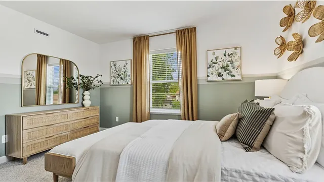 $2,445 | 2187 Tyrone Drive, Shakopee, MN 55379