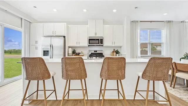 $2,445 | 2187 Tyrone Drive, Shakopee, MN 55379