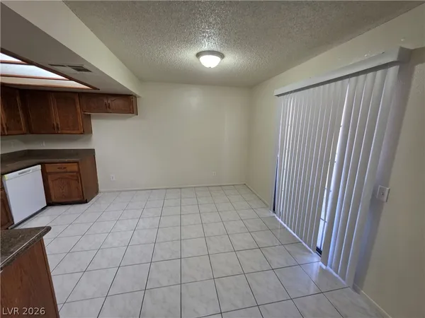 $1,165 | 6671 West Tropicana Avenue, Unit 103, Las Vegas, NV 89103