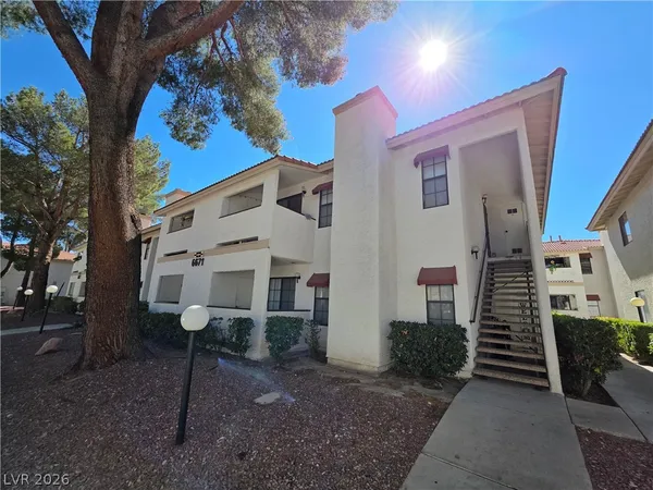$1,165 | 6671 West Tropicana Avenue, Unit 103, Las Vegas, NV 89103