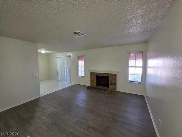 $1,165 | 6671 West Tropicana Avenue, Unit 103, Las Vegas, NV 89103