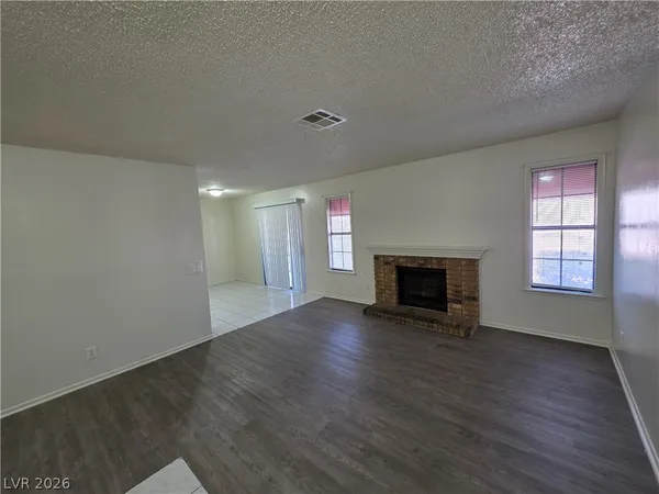 $1,165 | 6671 West Tropicana Avenue, Unit 103, Las Vegas, NV 89103