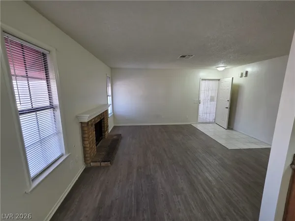 $1,165 | 6671 West Tropicana Avenue, Unit 103, Las Vegas, NV 89103