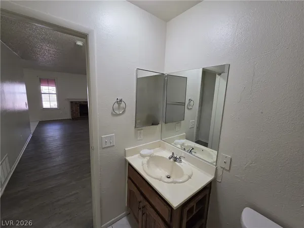 $1,165 | 6671 West Tropicana Avenue, Unit 103, Las Vegas, NV 89103