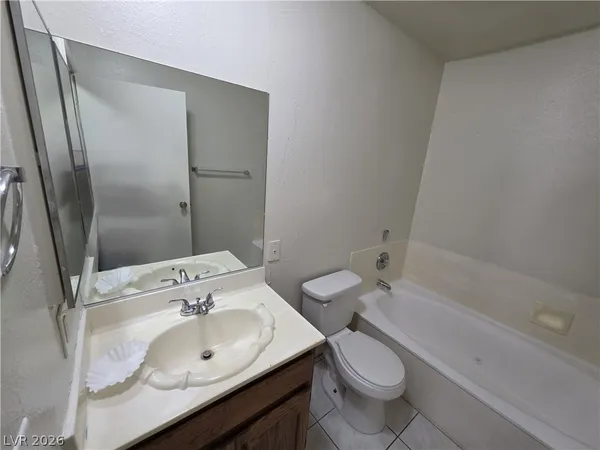 $1,165 | 6671 West Tropicana Avenue, Unit 103, Las Vegas, NV 89103