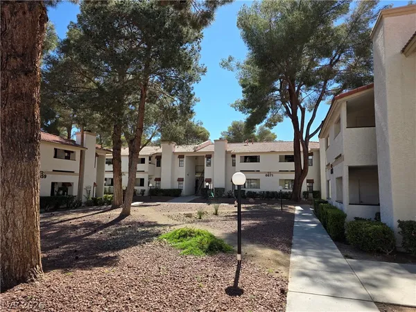$1,165 | 6671 West Tropicana Avenue, Unit 103, Las Vegas, NV 89103