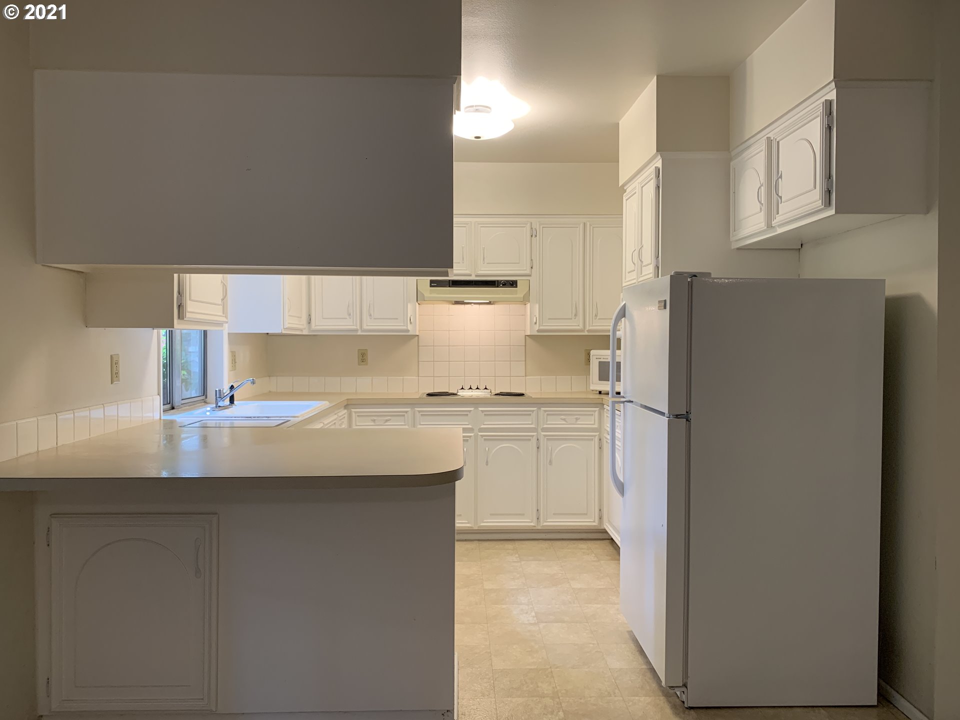 4629 Fox Hollow Road Eugene, OR 97405 - Photo 12 of 32 Gallery Image 12