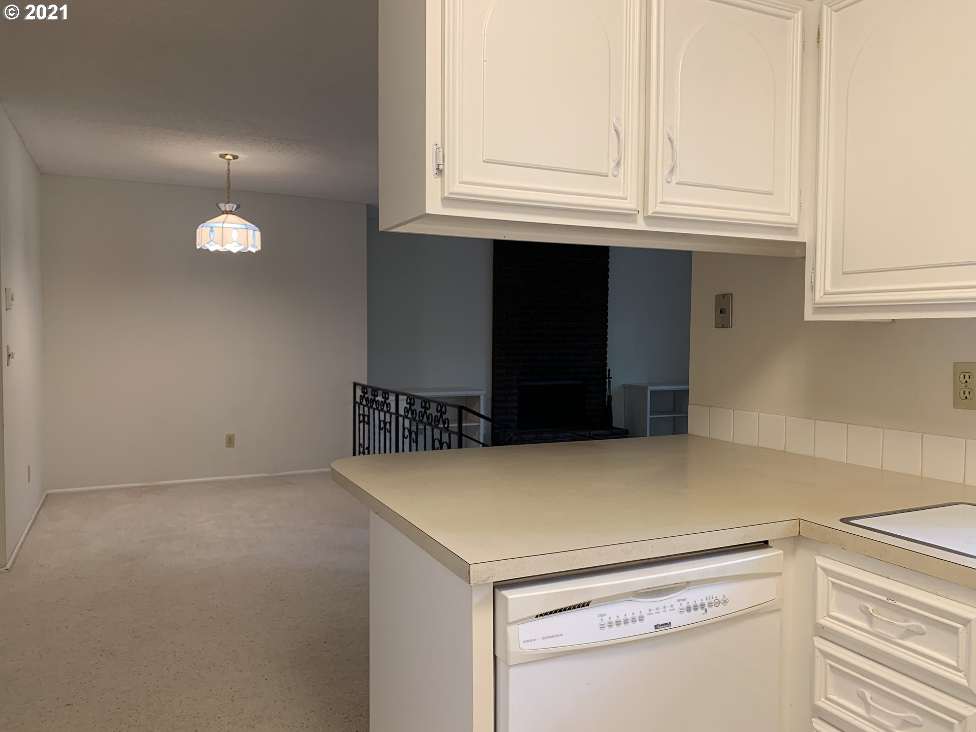 4629 Fox Hollow Road Eugene, OR 97405 - Photo 17 of 32 Gallery Image 17