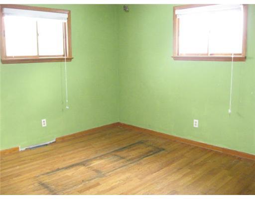 81 Reno Road Hermitage, PA 16148 - Photo 5 of 8 Bedroom.