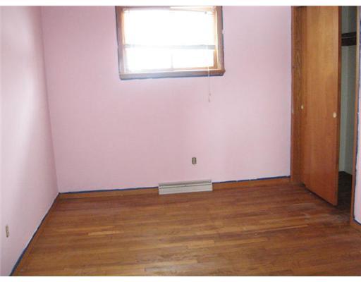 81 Reno Road Hermitage, PA 16148 - Photo 7 of 8 Bedroom.