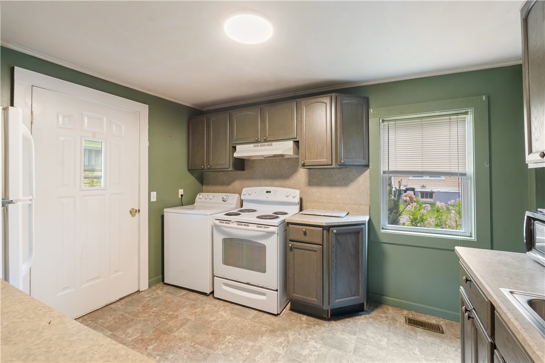79 South Main Street Avoca, NY 14809 - Photo 11 of 34