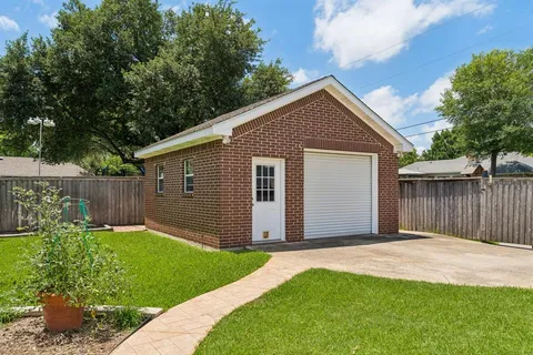 $499,900 | 213 Mesa Drive, Sunnyvale, TX 75182