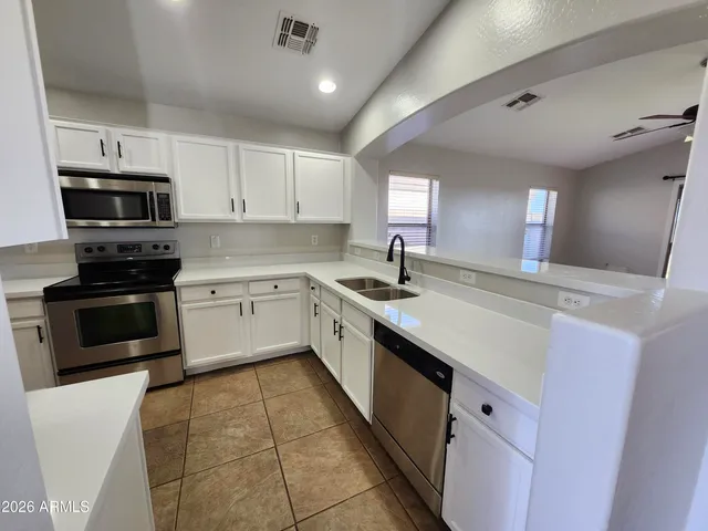 $1,900 | 23739 North El Frio Court, Sun City, AZ 85375