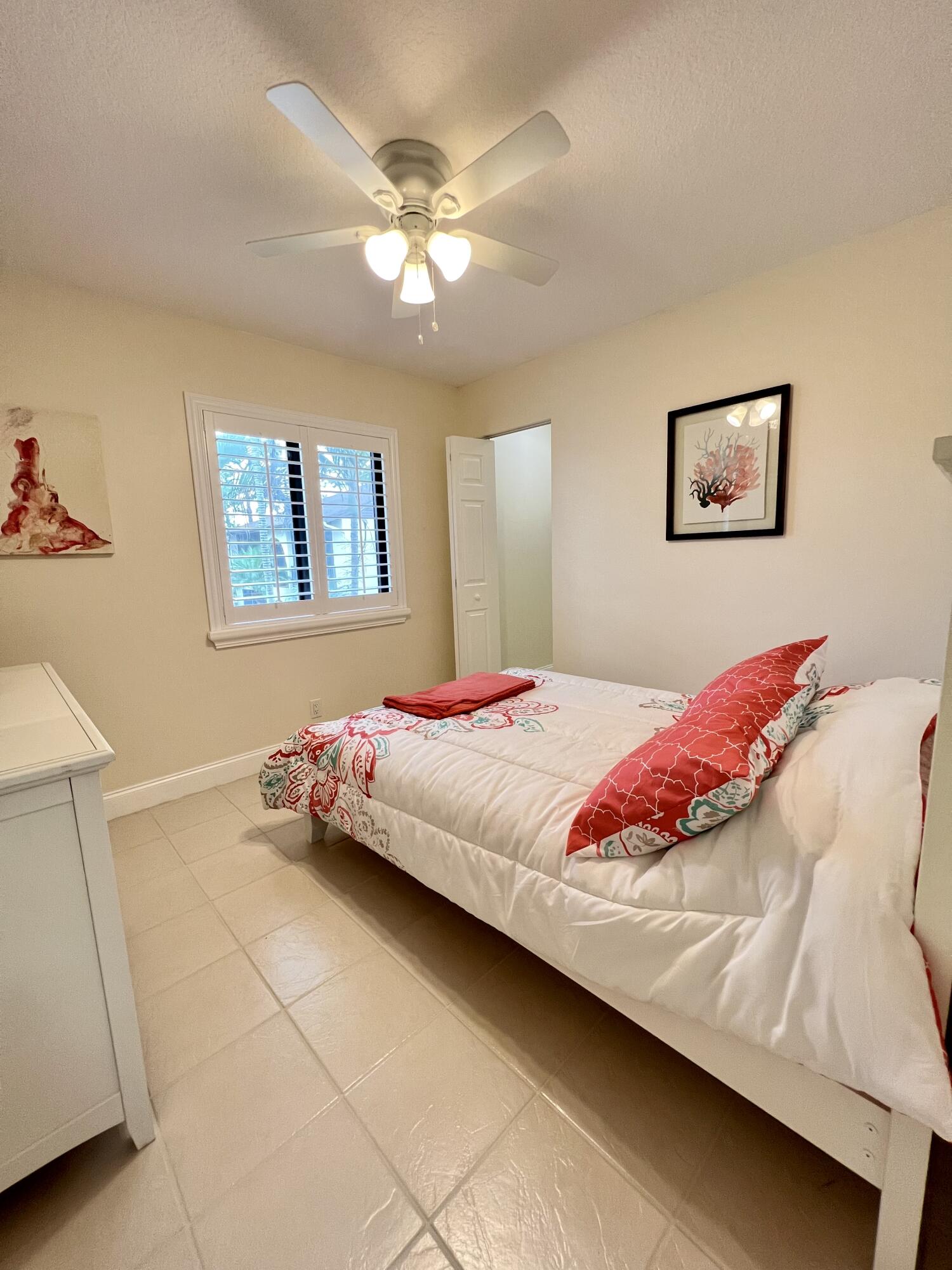 337 Knotty Pine Circle, Unit C2 Greenacres, FL 33463 - Photo 17 of 33 A1C0A7CB-F8E0-4C6D-AD8F-B8CA13AE0EC9