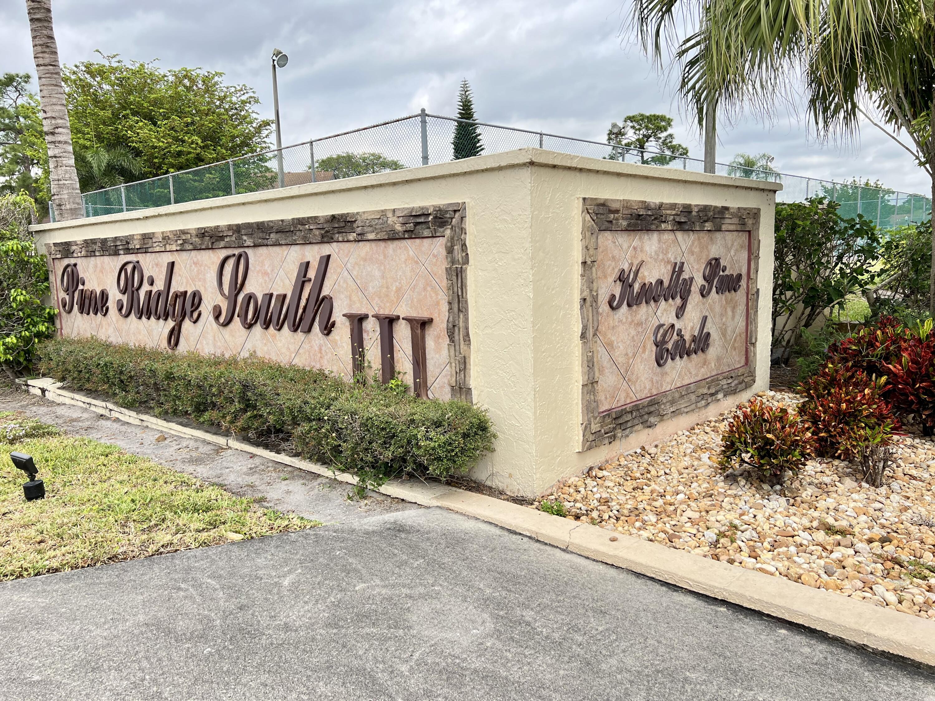 337 Knotty Pine Circle, Unit C2 Greenacres, FL 33463 - Photo 30 of 33 12F53F3F-8BBF-4ADA-A17B-B5E563F5BA17