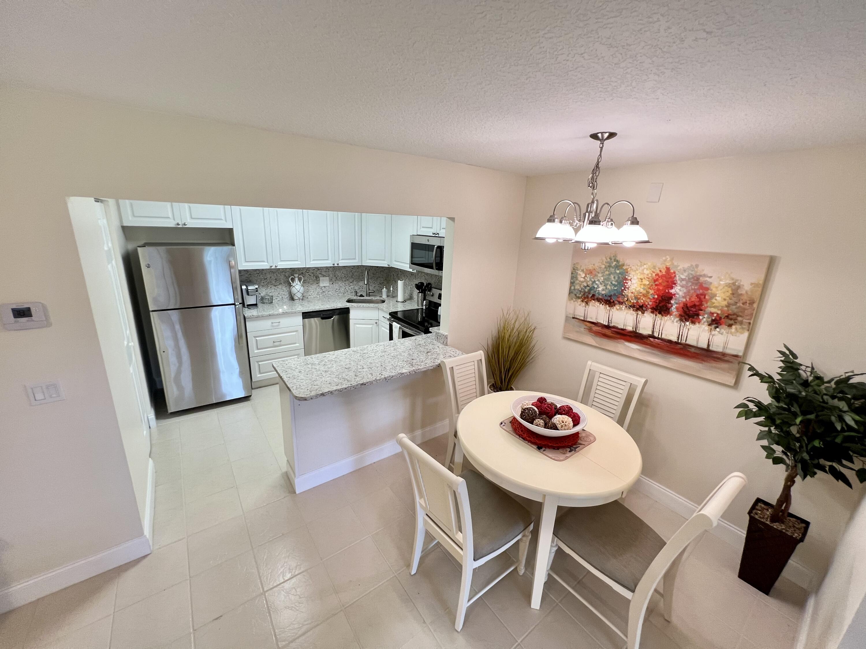 337 Knotty Pine Circle, Unit C2 Greenacres, FL 33463 - Photo 3 of 33 51084F1E-3676-4941-94D2-A93976C63E12