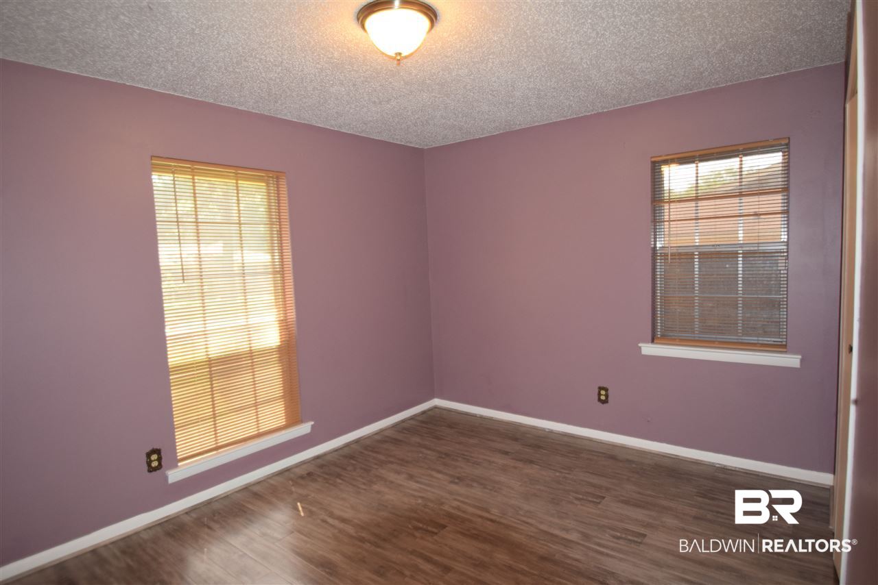 4162 Benson Drive Mobile, AL 36618 - Photo 5 of 22