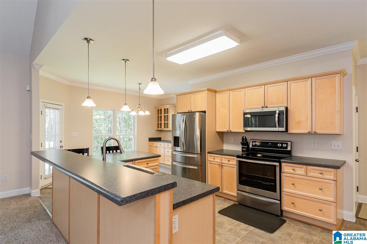 165 Tall Timber Road Alabaster, AL 35007 - Photo 12 of 37