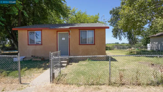 $869,000 | 11273 Garden Highway, Yuba City, CA 95991