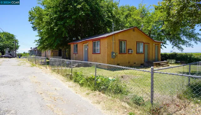 $869,000 | 11273 Garden Highway, Yuba City, CA 95991