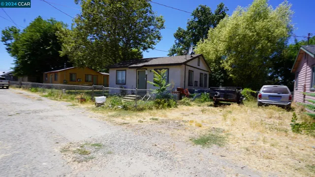 $869,000 | 11273 Garden Highway, Yuba City, CA 95991